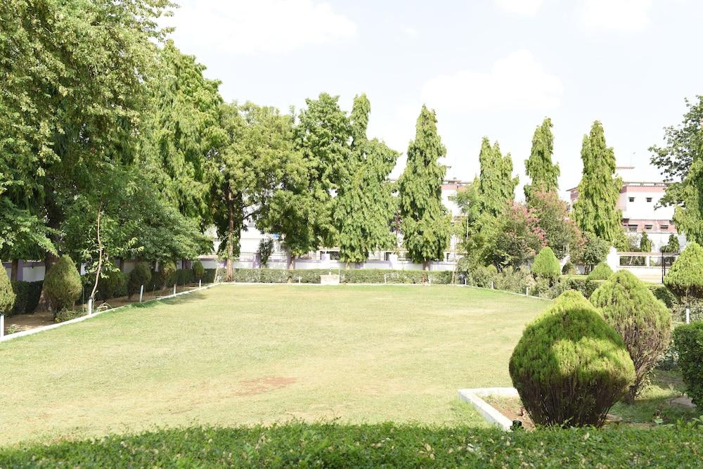 Hotel Lumbini International Bodh Gaya Exterior foto