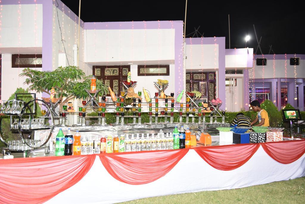 Hotel Lumbini International Bodh Gaya Exterior foto